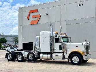 Peterbilt 389