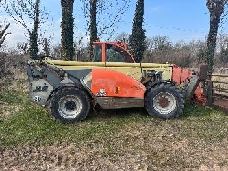 JLG 4017