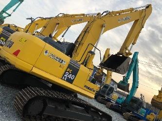 Komatsu 240-8