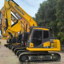 Komatsu PC130