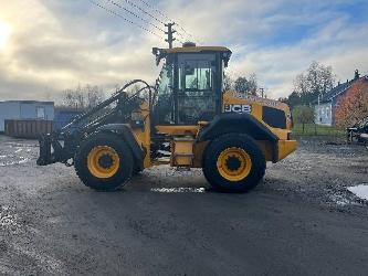 JCB 413K