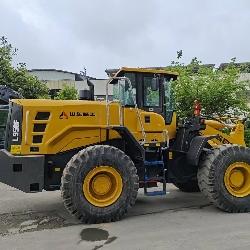 SDLG 958F