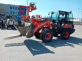 Kubota R 082