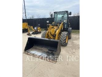 CAT 908M