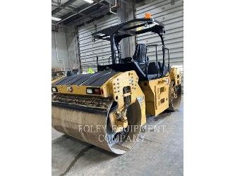CAT CB15