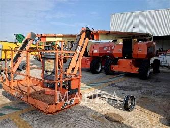 JLG 800 AJ