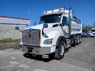 Kenworth T880
