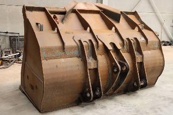 Komatsu WA470