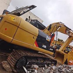 CAT 320 D