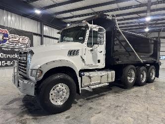 Mack GU713