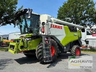 CLAAS TRION 660