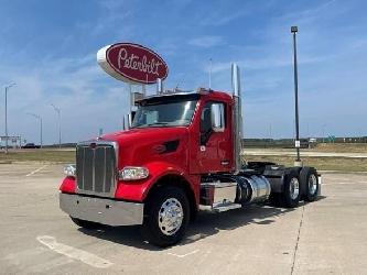 Peterbilt 567