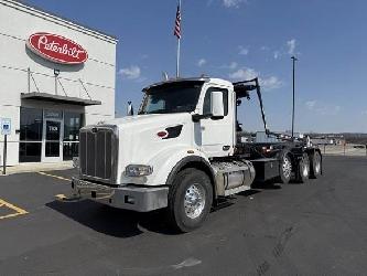 Peterbilt 567