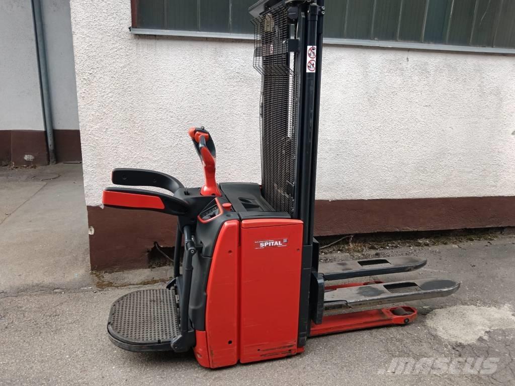 Linde L14AP Колички високоповдигачи с теглич