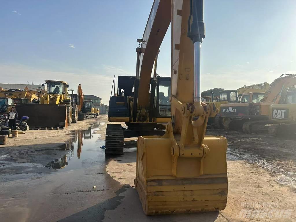 CAT 325 D Верижен екскаватор
