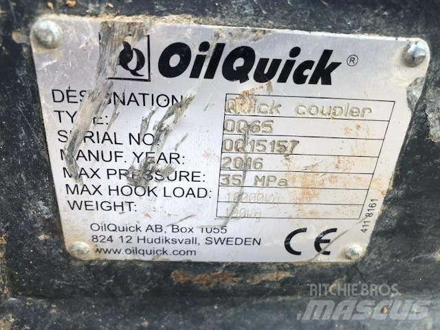Komatsu PW148-10 Колесни екскаватори