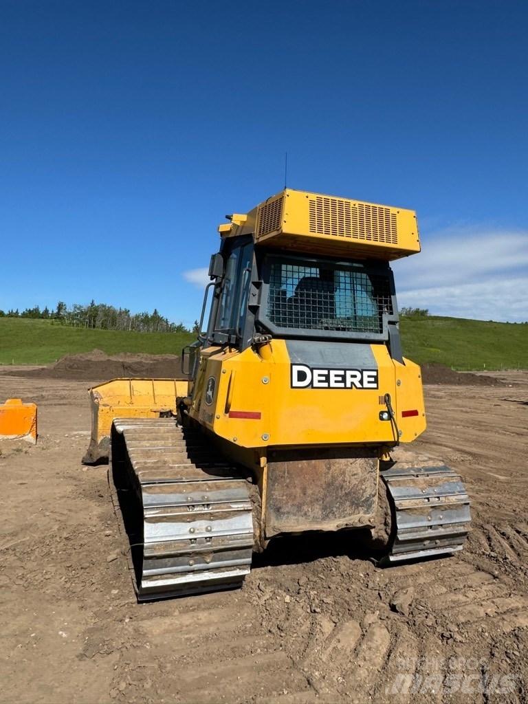 DEERE 700J Верижни булдозери
