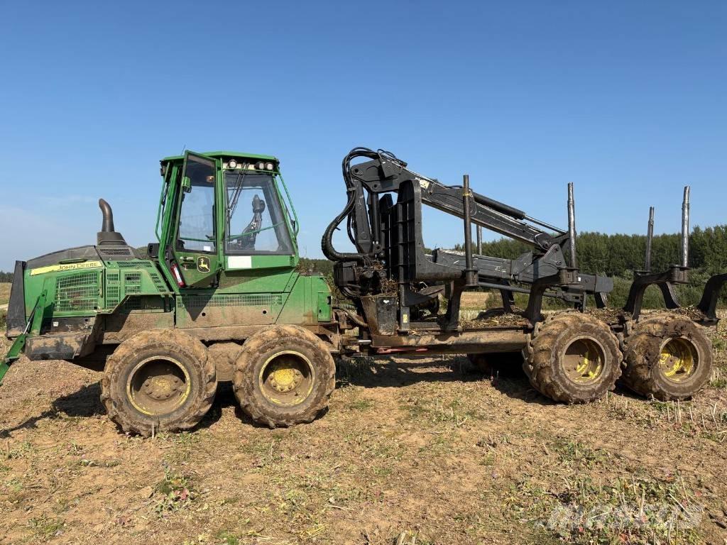 John Deere 1110G Форуардери