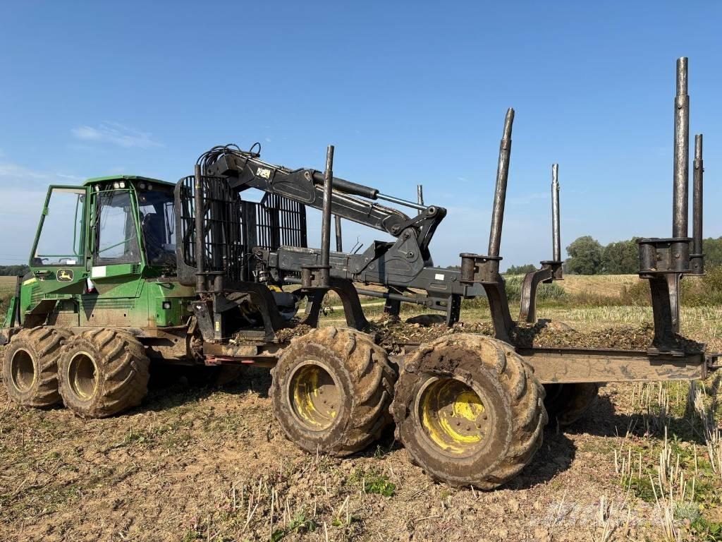 John Deere 1110G Форуардери