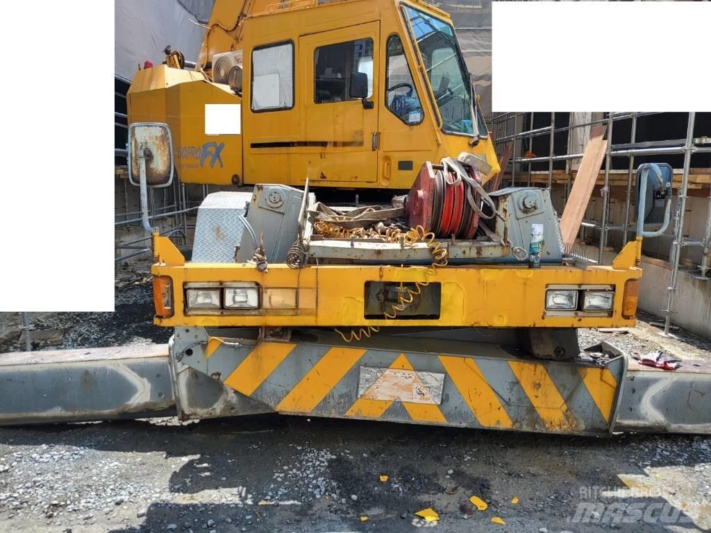 Tadano TR 250 M-5 Кранове за тежък терен