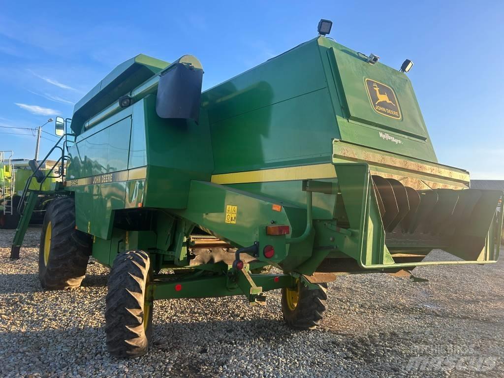 John Deere 2054 Комбайни