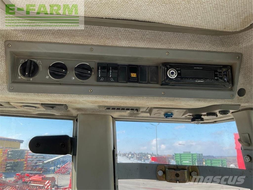 Fendt 412 Vario Трактори