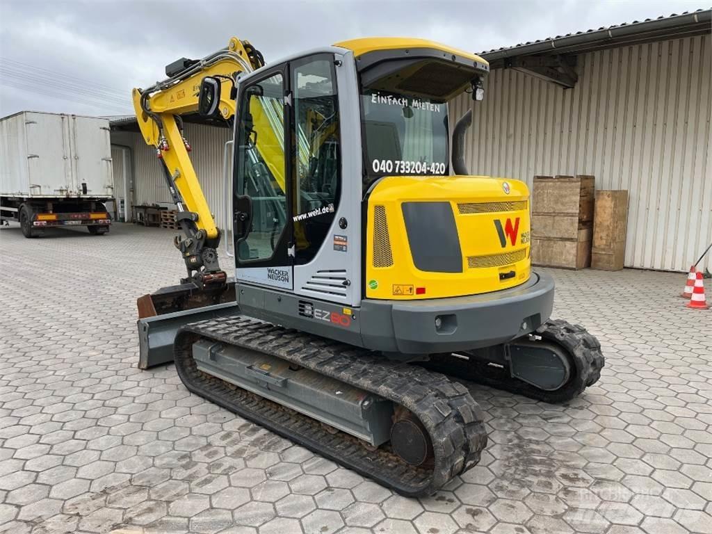 Neuson EZ80 Средни екскаватори 7т - 12т