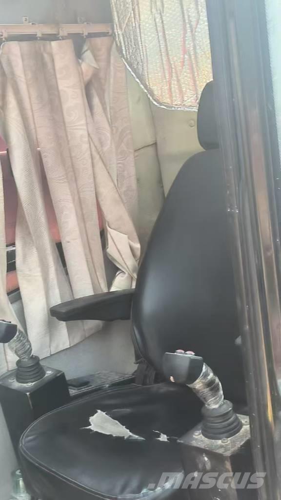 Sany 800 Всъдеходни кранове