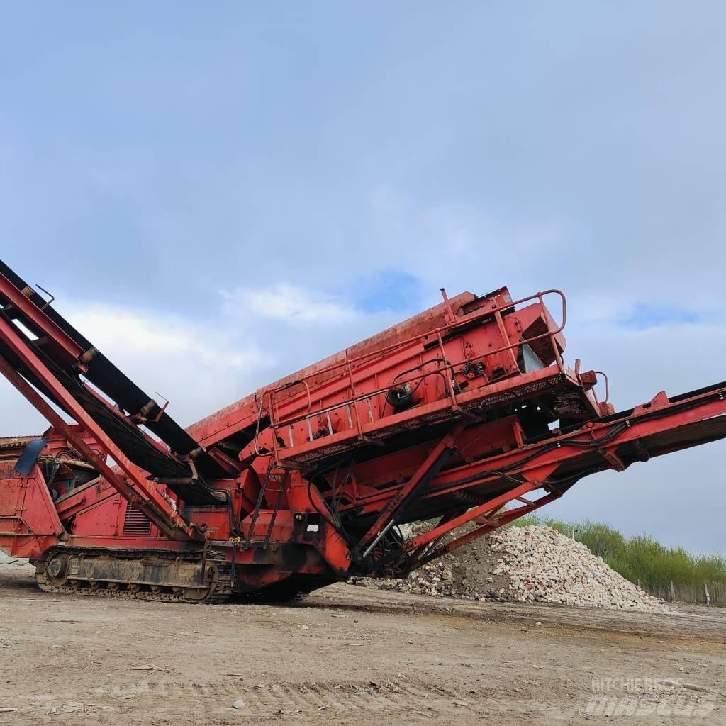 Terex Finlay 683 Мобилни скрийнери
