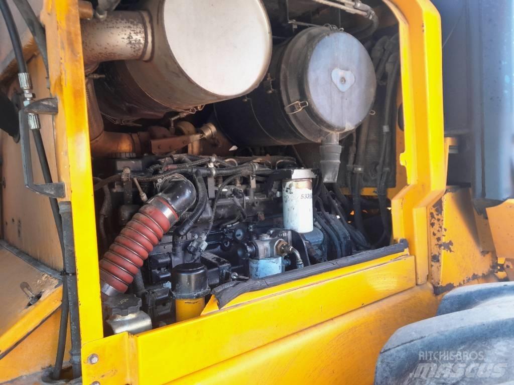 JCB 434S Колесни товарачи