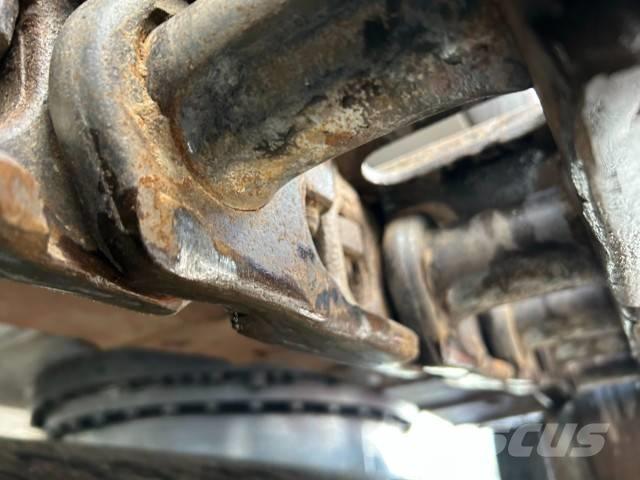 Hitachi ZX 210 LC-3 Верижен екскаватор