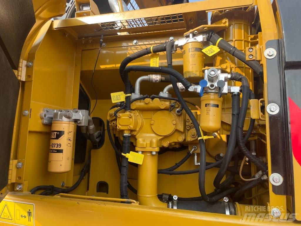 CAT 329 D Верижен екскаватор