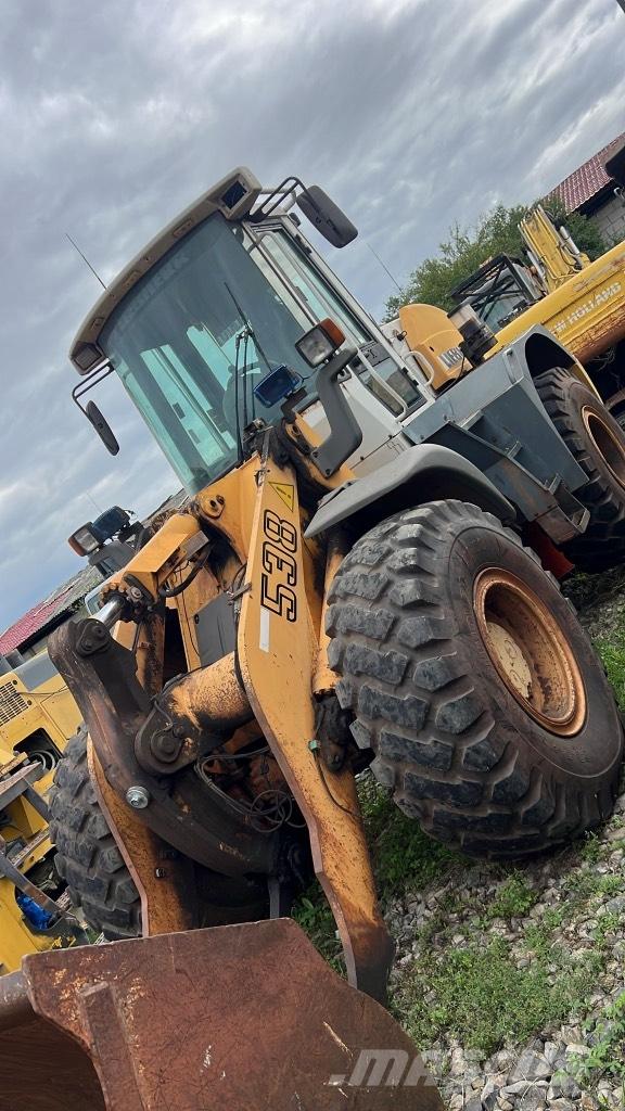 Liebherr L 538 Стрели и рамена
