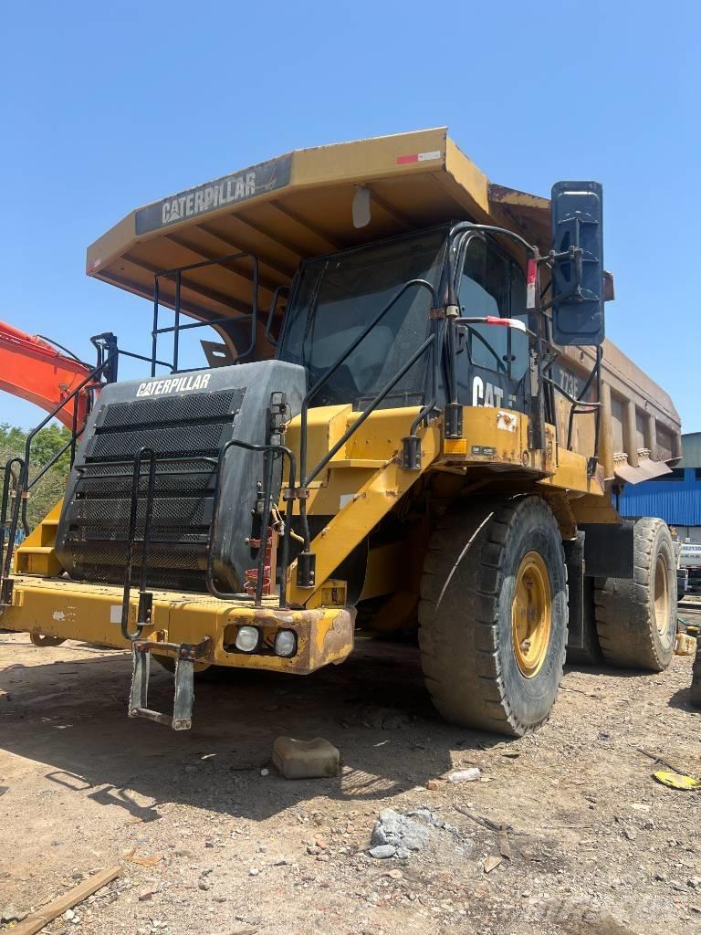 CAT 773F Твърди самосвали
