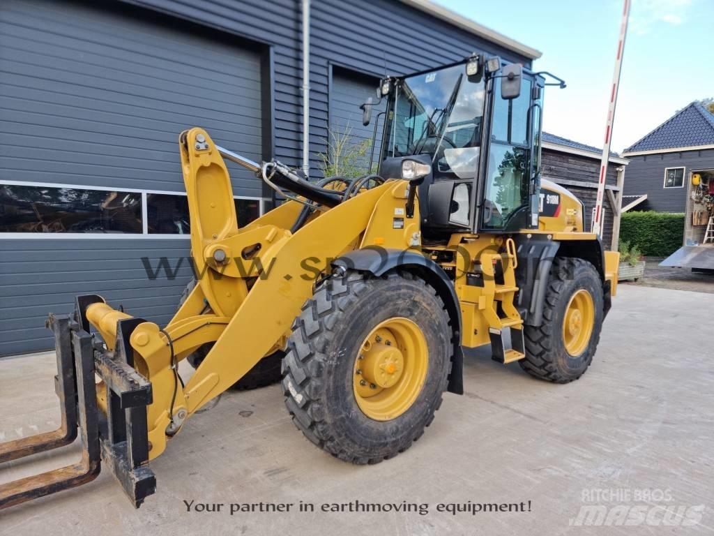 CAT 918 M Колесни товарачи