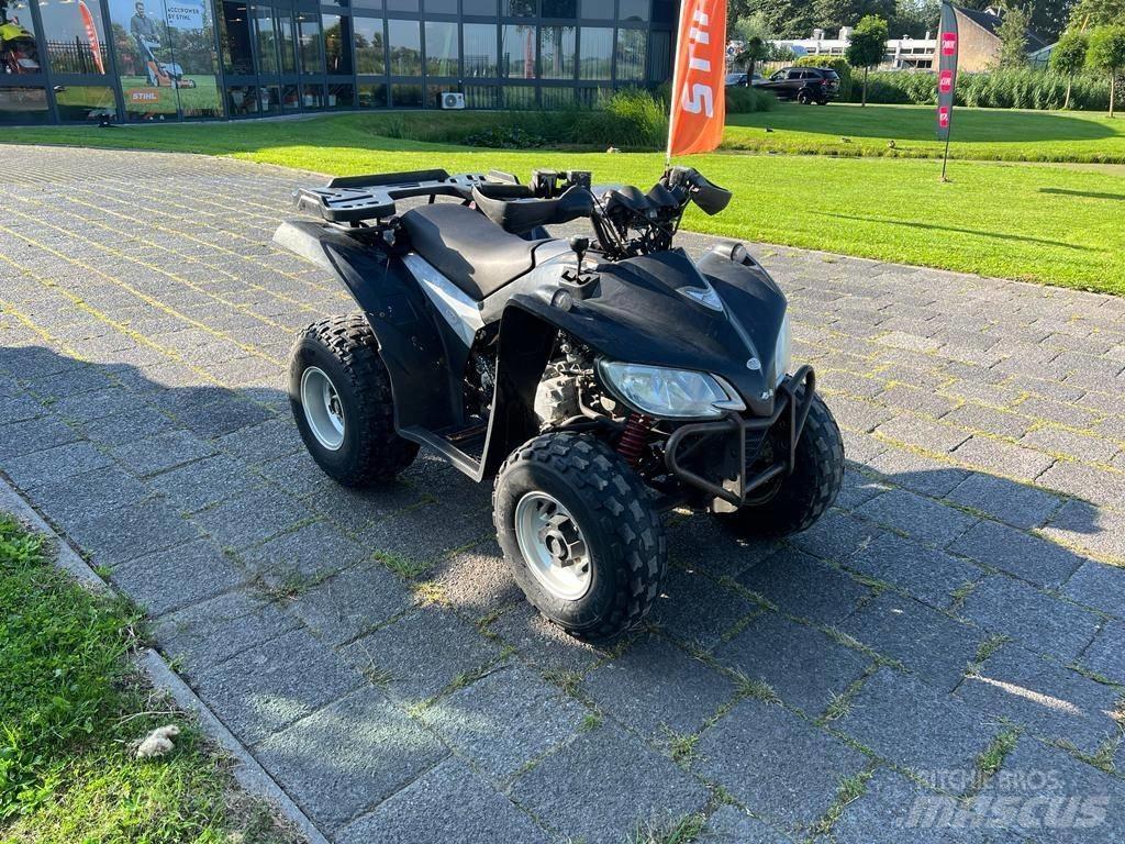 Sym UA18A Високопроходими автомобили
