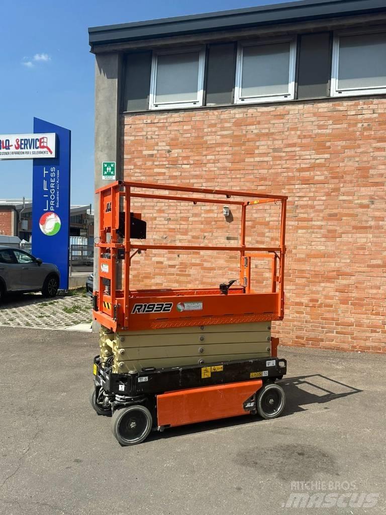 JLG 1932 R Ножични работни платформи