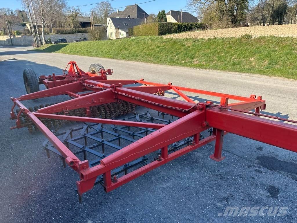 Delaplace 3M Други машини за оран и аксесоари