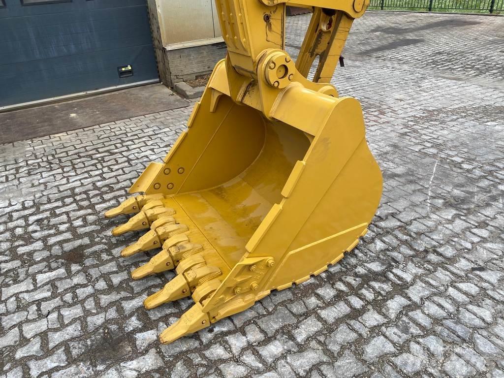 CAT 320D3 Верижен екскаватор