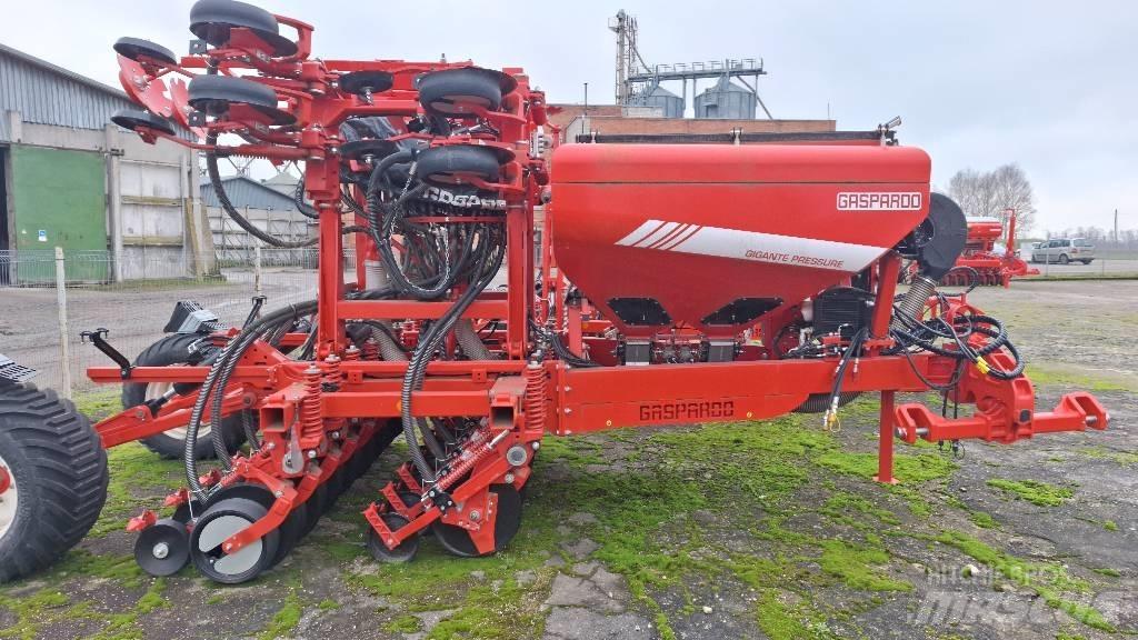 Gaspardo Gigante Редосеялки