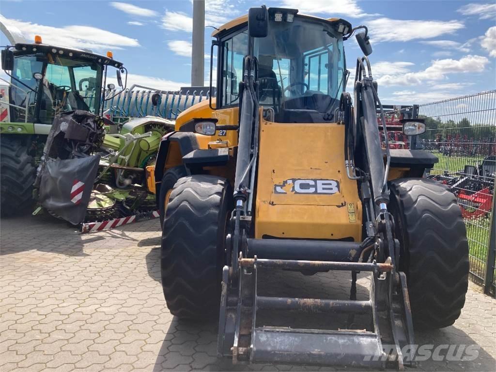 JCB 427 HT Колесни товарачи