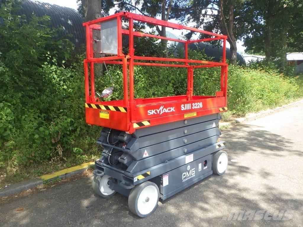 SkyJack SJ3226 Ножични работни платформи