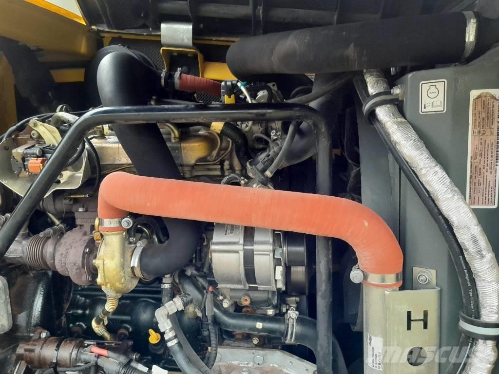 Wacker Neuson EW100 Колесни екскаватори