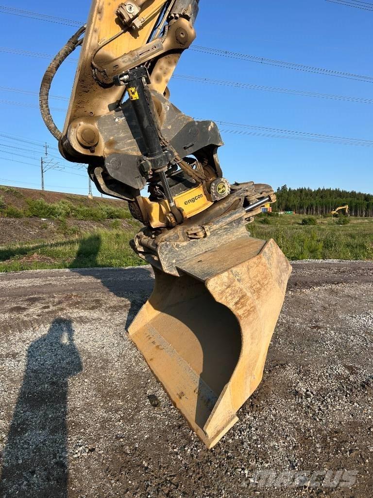 CAT 335 Верижен екскаватор