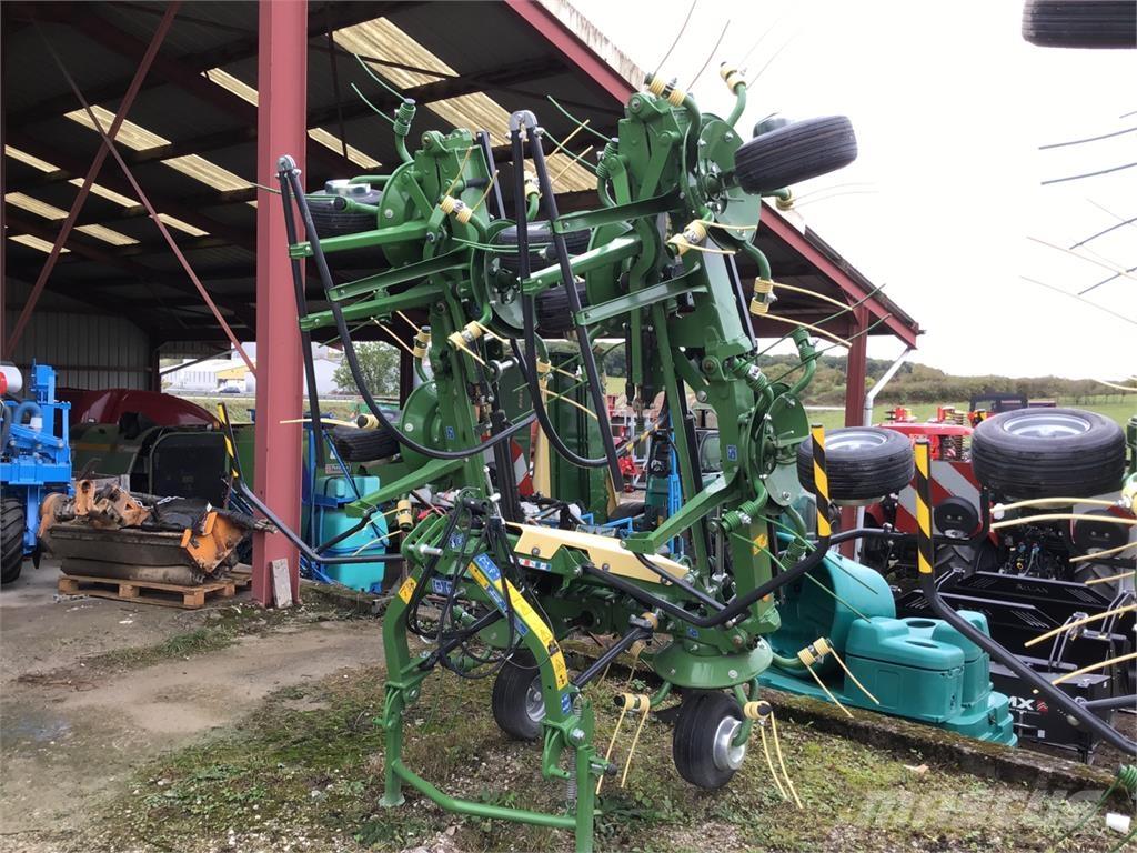 Krone Vendro 820 Гребла и сенообръщачки