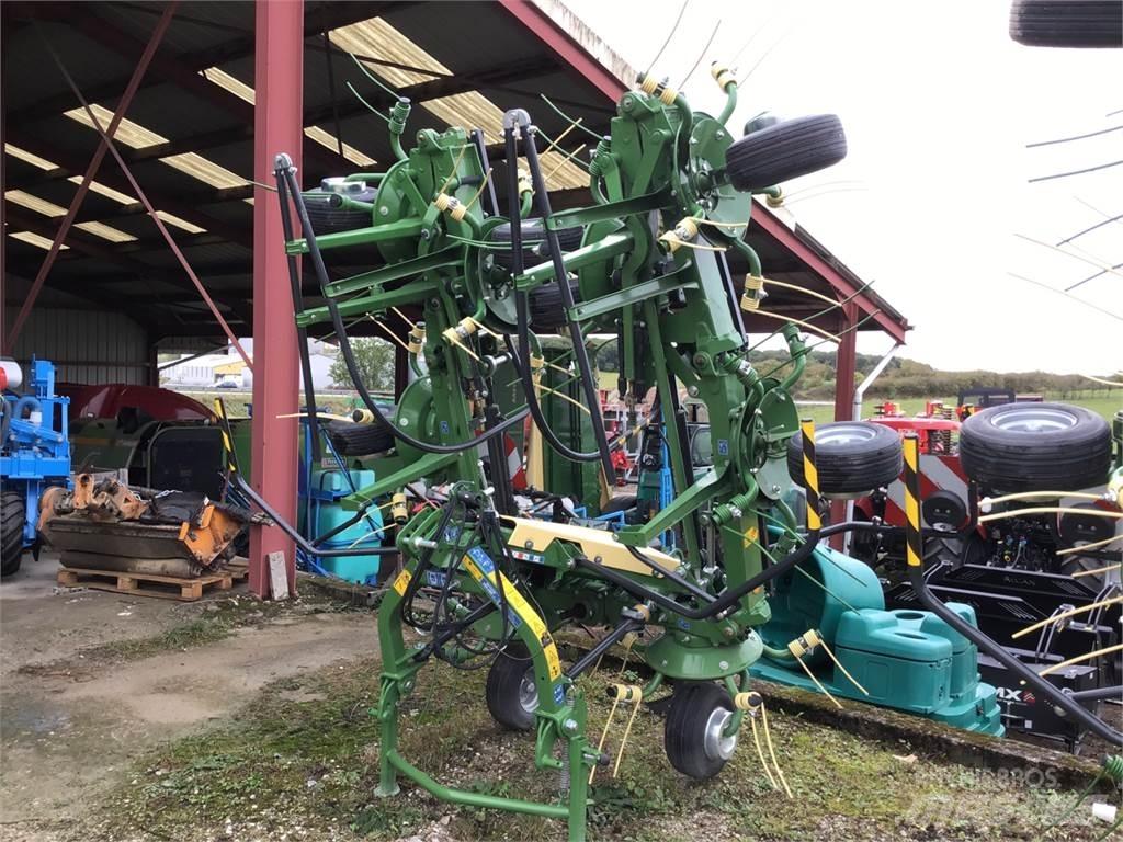 Krone Vendro 820 Гребла и сенообръщачки