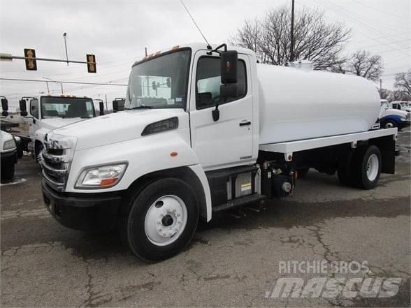 Hino 338 Комби / вакуум камиони
