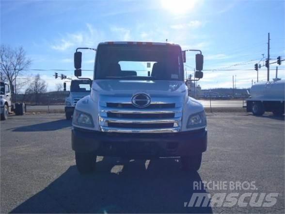 Hino 338 Шаси кабини