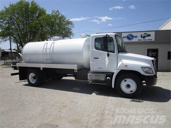 Hino 338 Комби / вакуум камиони
