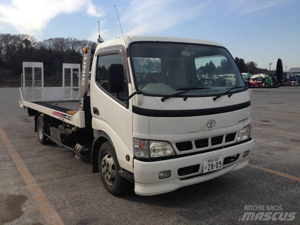 Toyota PB-XZU423 Автовози
